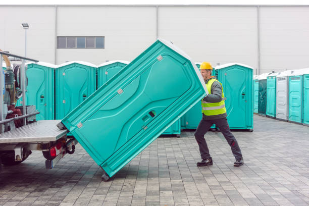 Best Portable restroom trailer rental  in Fort Belvoir, VA